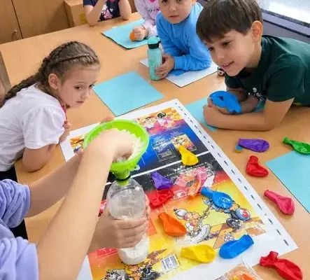 Gniotki sensoryczne podbiły świetlicę – dzieci tworzyły własne zabawki