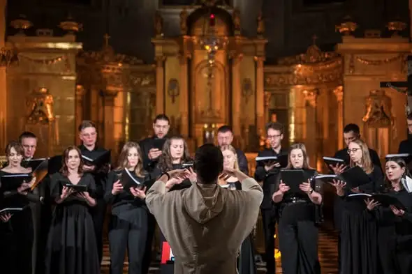 XV Międzynarodowy Festiwal Andrzej Nikodemowicz – Czas i Dźwięk: koncert Chóru Sancta Trinitas w Bazylice Dominikanów w Lublinie