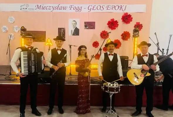 Siemkowice: „Mieczysław Fogg – głos epoki” – artyści z Konopnicy na scenie