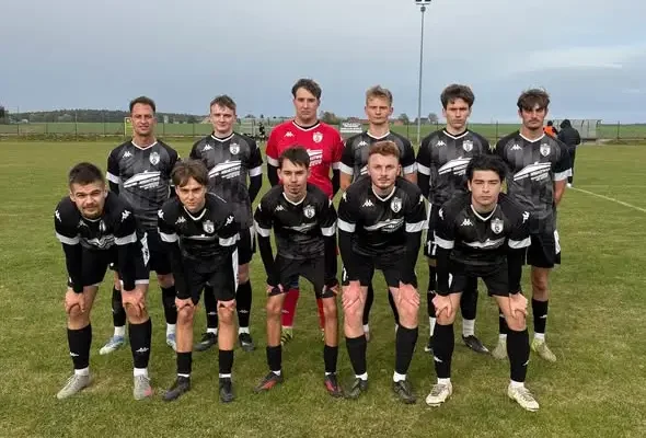 Sahara Wojciechów przegrywa z LZS Gronowice 1:2 – relacja z meczu