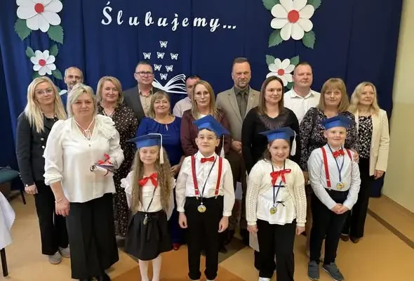Pierwszoklasiści ze Skępego oficjalnie przyjęci do szkolnej społeczności