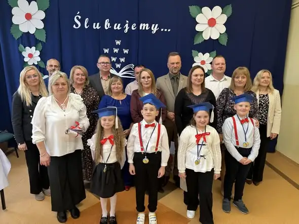 Pierwszoklasiści ze Skępego oficjalnie przyjęci do szkolnej społeczności