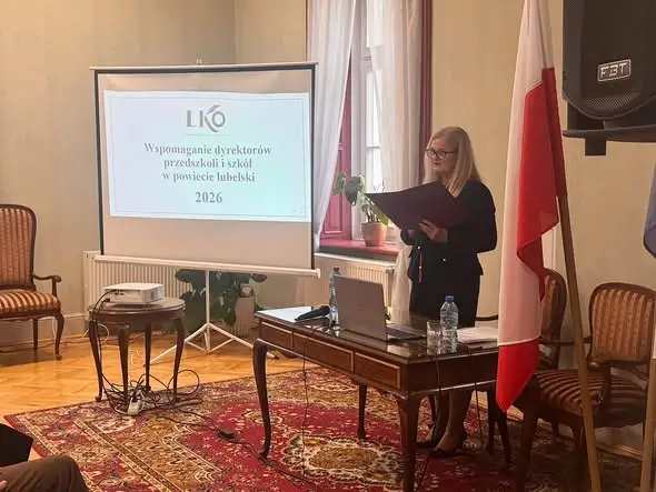 Dyrektorzy szkół z powiatu lubelskiego dyskutowali w Jastkowie o zmianach w oświacie